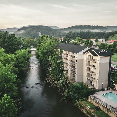 Twin Mountain Inn & Suites Pigeon Forge Exterior photo